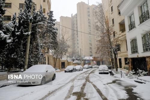 آماده باش تمامی ماشین آلات تخصصی برف روبی شهرداری در نواحی شمالی تهران