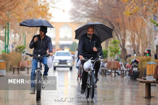 موج بارندگی همراه با وزش باد از غرب وارد کشور می شود