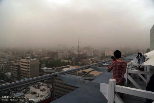 اخطار وزش باد شدید در تهران از امروز