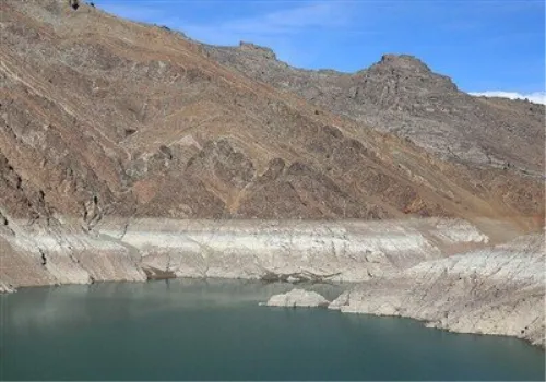 ذخیره آب در سد کرج تقریبآ هیچ ۹۷ درصد مخزن خالی شد