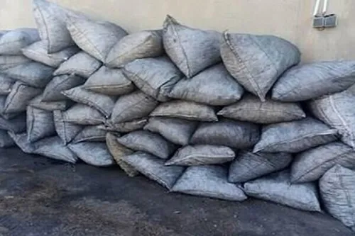 زخم سیاه زغال بر تن سبز جنگل ردپای کوره ها به بلوطستان رسید