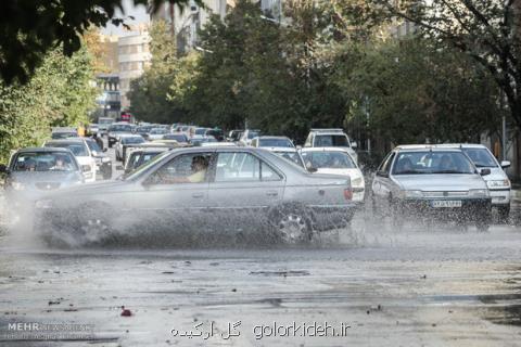 رگبار باران در راه تهران، ارتفاعات برفی می گردد