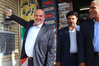 رئیس محیط زیست زنگ مهر را در مدرسه محل تحصیلش به صدا درآورد